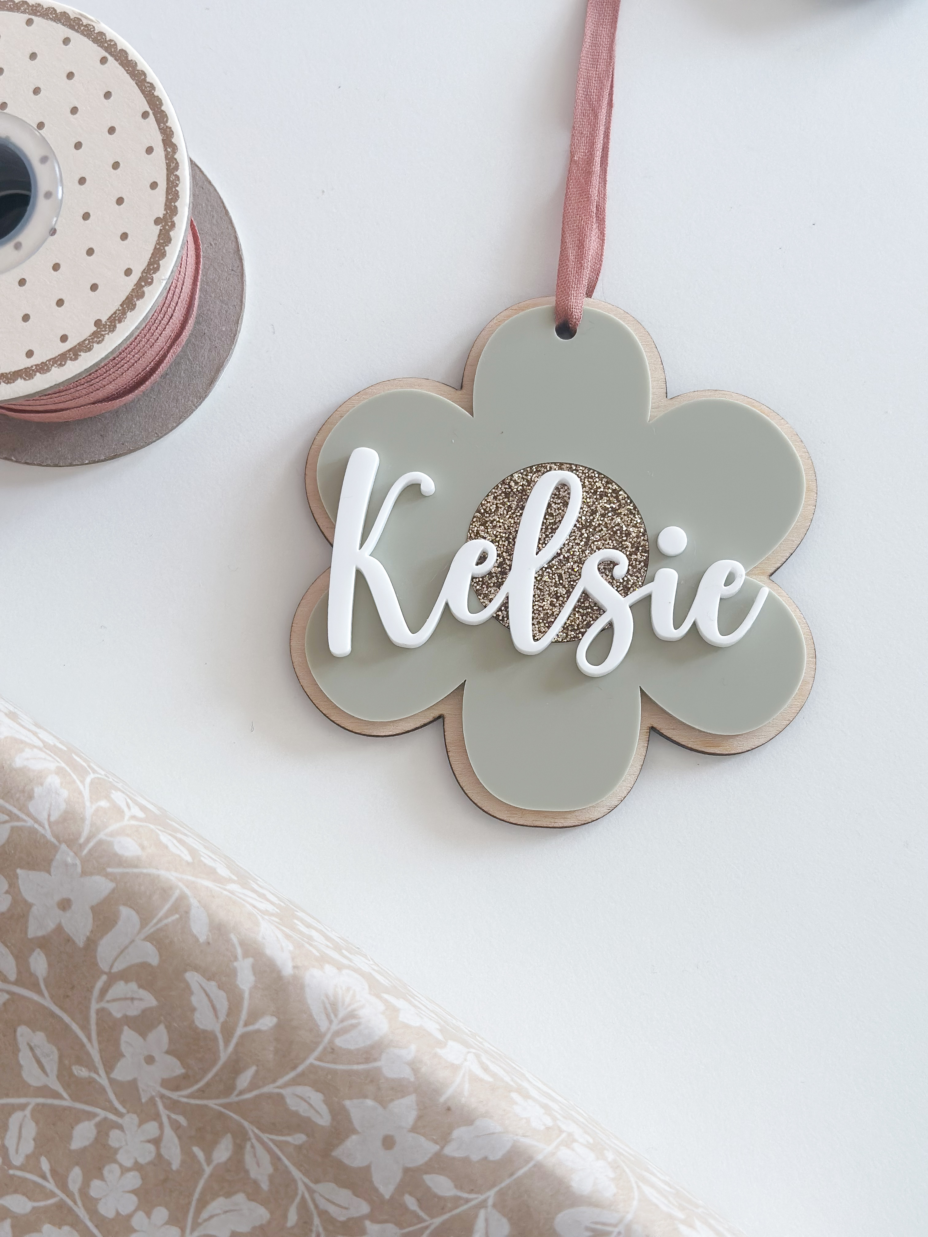 Daisy Personalised Christmas Gift/ Stocking Tag image 3