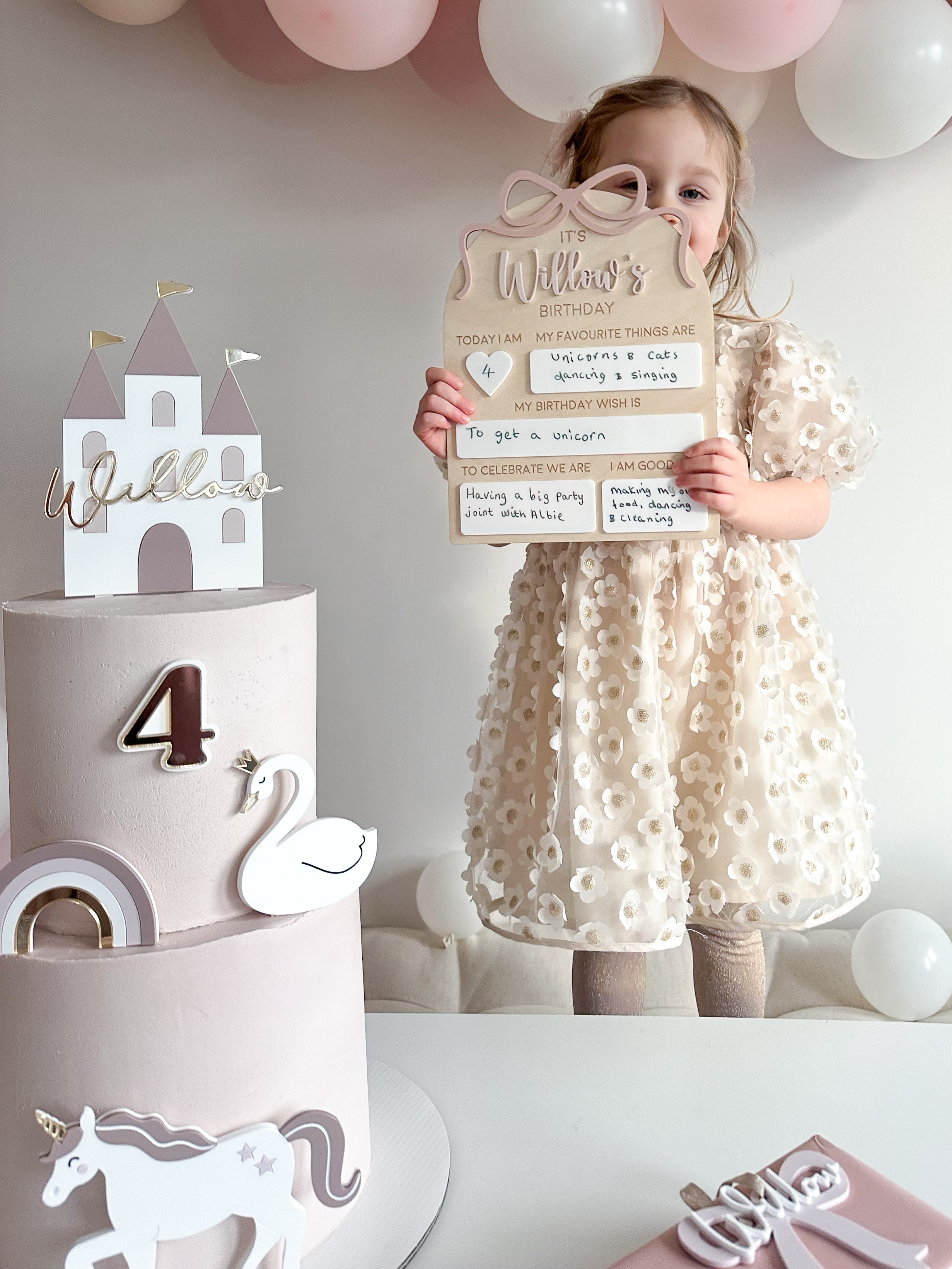 Personalised Dry Erase Bow Birthday Board/ Reusable wooden birthday board / birthday photo prop image 4